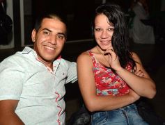 Foto de la galería: Brindis con amigos para recibir al Año Nuevo