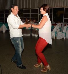 Foto de la galería: Brindis con amigos para recibir al Año Nuevo