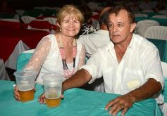 Foto de la galería: Brindis con amigos para recibir al Año Nuevo