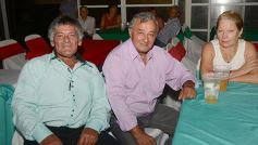 Foto de la galería: Brindis con amigos para recibir al Año Nuevo