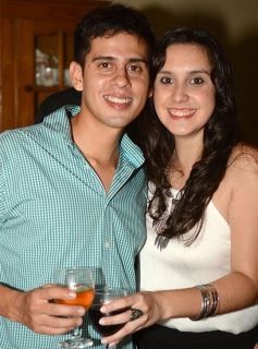 Foto de la galería: Brindis con amigos para recibir al Año Nuevo