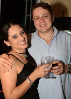 Foto de la galería: Brindis con amigos para recibir al Año Nuevo