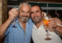 Foto de la galería: Brindis con amigos para recibir al Año Nuevo