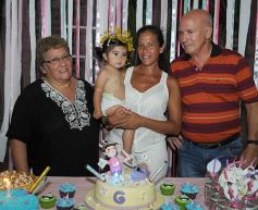 Foto de la galería: Guillermina festejó su primer año rodeada del amor de su familia