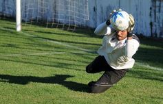 Foto de la galería: Pretemporada a full: Guaraní derrotó a La Picada