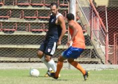 Foto de la galería: Guaraní sigue la preparación: empató ante Athletic Club