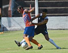 Foto de la galería: Guaraní sigue la preparación: empató ante Athletic Club