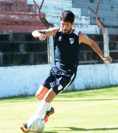 Foto de la galería: Guaraní sigue la preparación: empató ante Athletic Club