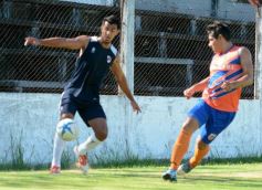 Foto de la galería: Guaraní sigue la preparación: empató ante Athletic Club