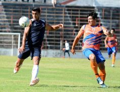 Foto de la galería: Guaraní sigue la preparación: empató ante Athletic Club