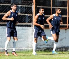 Foto de la galería: Guaraní sigue la preparación: empató ante Athletic Club