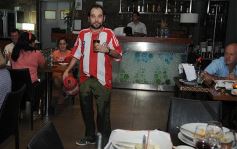 Foto de la galería: Cena y excelente show de Rulo Espínola en el complejo La Cruz de Santa Ana