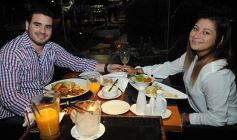 Foto de la galería: Cena y excelente show de Rulo Espínola en el complejo La Cruz de Santa Ana