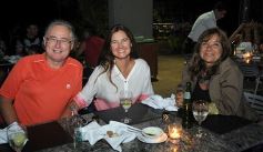 Foto de la galería: Cena y excelente show de Rulo Espínola en el complejo La Cruz de Santa Ana