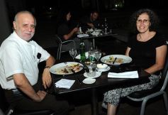 Foto de la galería: Cena y excelente show de Rulo Espínola en el complejo La Cruz de Santa Ana