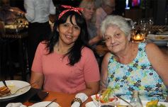 Foto de la galería: Cena y excelente show de Rulo Espínola en el complejo La Cruz de Santa Ana