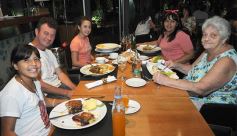 Foto de la galería: Cena y excelente show de Rulo Espínola en el complejo La Cruz de Santa Ana