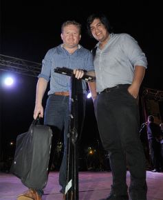 Foto de la galería: Serenata a la Virgen en la víspera del aniversario de Candelaria