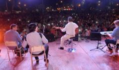 Foto de la galería: Serenata a la Virgen en la víspera del aniversario de Candelaria