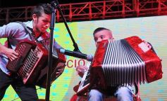 Foto de la galería: Serenata a la Virgen en la víspera del aniversario de Candelaria