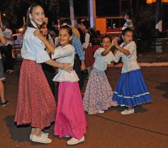 Foto de la galería: Serenata a la Virgen en la víspera del aniversario de Candelaria