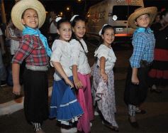 Foto de la galería: Serenata a la Virgen en la víspera del aniversario de Candelaria
