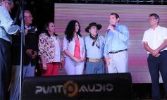 Foto de la galería: Serenata a la Virgen en la víspera del aniversario de Candelaria
