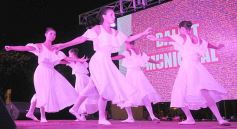 Foto de la galería: Serenata a la Virgen en la víspera del aniversario de Candelaria