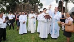 Foto de la galería: Serenata a la Virgen en la víspera del aniversario de Candelaria