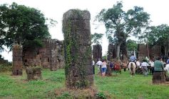Foto de la galería: Serenata a la Virgen en la víspera del aniversario de Candelaria