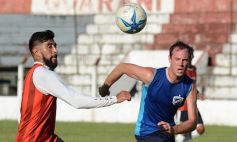 Foto de la galería: Guaraní calienta motores: derrotó a Atlético Oberá en otro amistoso