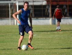 Foto de la galería: Guaraní calienta motores: derrotó a Atlético Oberá en otro amistoso