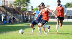 Foto de la galería: Guaraní calienta motores: derrotó a Atlético Oberá en otro amistoso