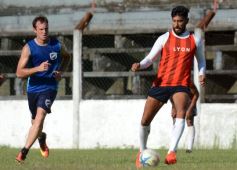 Foto de la galería: Guaraní calienta motores: derrotó a Atlético Oberá en otro amistoso