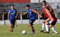 Foto de la galería: Guaraní calienta motores: derrotó a Atlético Oberá en otro amistoso