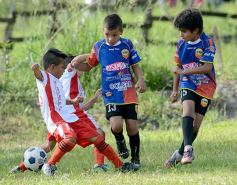 Foto de la galería: Los futuros cracks del fútbol misionero en acción