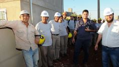 Foto de la galería: El ministro Frigerio recorrió viviendas del Procrear en Itaembé Guazú