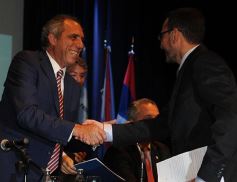 Foto de la galería: Funcionarios nacionales visitaron Misiones para poner en marcha la UIF y financiar distintas obras