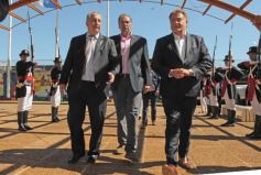 Foto de la galería: Funcionarios nacionales visitaron Misiones para poner en marcha la UIF y financiar distintas obras