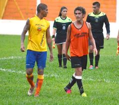 Foto de la galería: El Colectivero derrotó a For Ever en otro amistoso de pretemporada