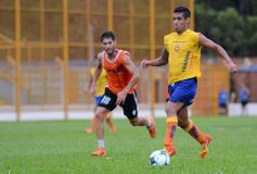 Foto de la galería: El Colectivero derrotó a For Ever en otro amistoso de pretemporada