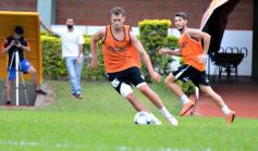 Foto de la galería: El Colectivero derrotó a For Ever en otro amistoso de pretemporada