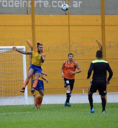 Foto de la galería: El Colectivero derrotó a For Ever en otro amistoso de pretemporada