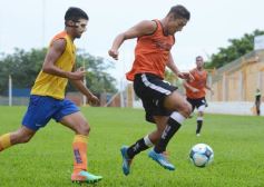 Foto de la galería: El Colectivero derrotó a For Ever en otro amistoso de pretemporada