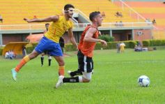 Foto de la galería: El Colectivero derrotó a For Ever en otro amistoso de pretemporada