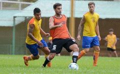 Foto de la galería: El Colectivero derrotó a For Ever en otro amistoso de pretemporada