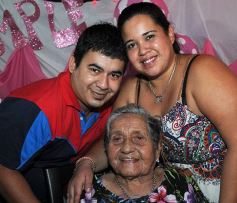 Foto de la galería: Los 91 años de María Daluz Lorenzo, entre asado y chamamé