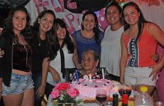 Foto de la galería: Los 91 años de María Daluz Lorenzo, entre asado y chamamé