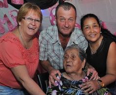 Foto de la galería: Los 91 años de María Daluz Lorenzo, entre asado y chamamé