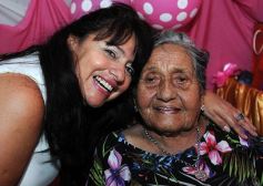 Foto de la galería: Los 91 años de María Daluz Lorenzo, entre asado y chamamé